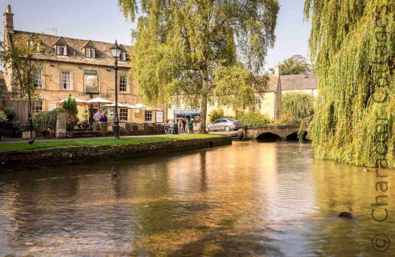 Weir Cottage Bourton-on-the-Water Exteriör bild